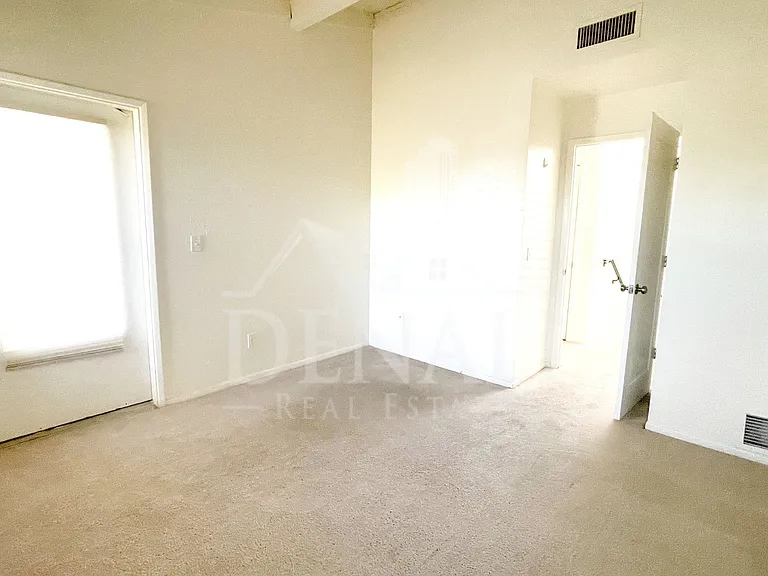 3750 N Country Club Rd #6 — Photo 12