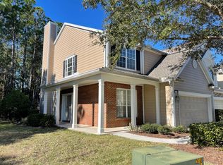 2045 Lionheart Dr, Jacksonville, FL 32216