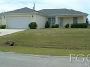 642 NE 1st Pl, Cape Coral, FL 33909