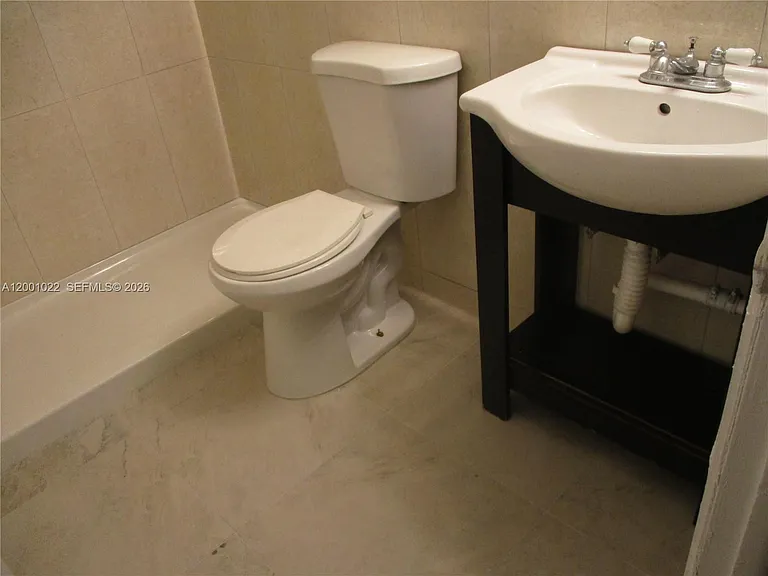 1949 Taylor St #9 — Photo 13