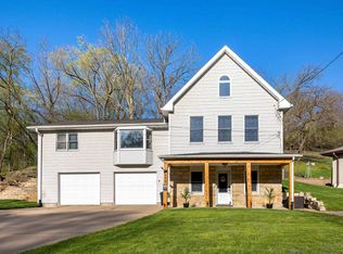 654 Kane St, Dubuque, IA 52001