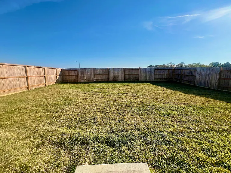 712 Zuppino Ln — Photo 14