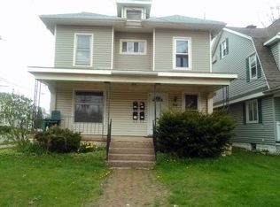 960 W 8th St APT 2, Erie, PA 16502