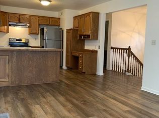 708 1st St, Platte City, MO 64079