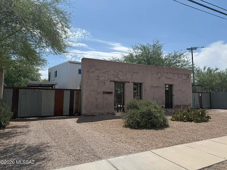 741 S Fremont Ave — Photo 16