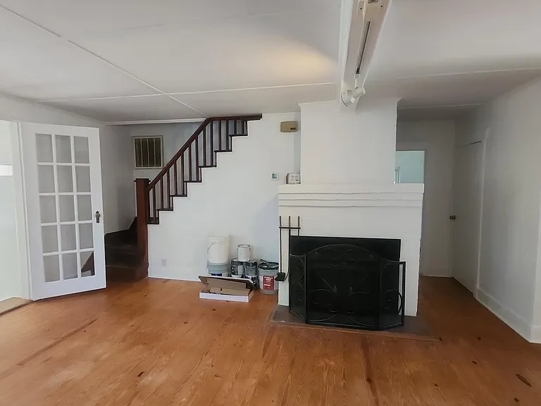 4407 Lee Ave — Photo 2