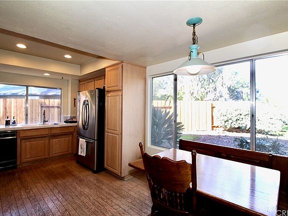 3rd image of 589 Paseo Grande