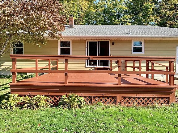 5th image of 2584 Penn St