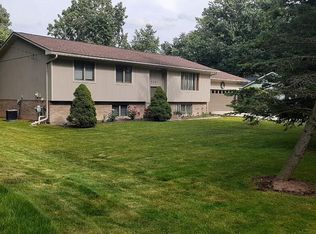 3331 Grant Rd, Rochester Hills, MI 48309