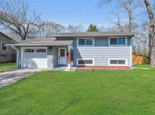 8608 E 91st St, Kansas City, MO 64138
