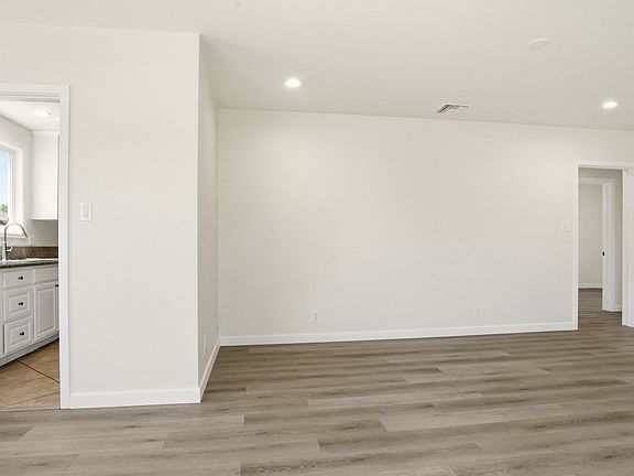 5th image of 8049 Saint Clair Ave