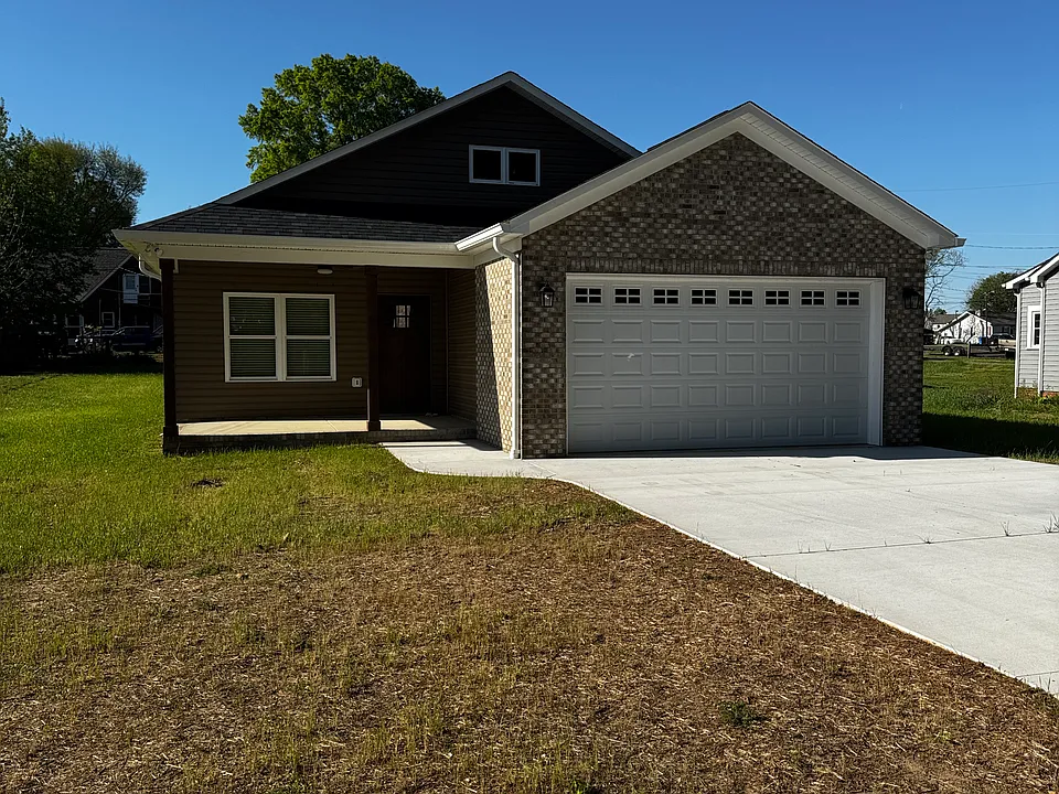 421 Reeves Ave