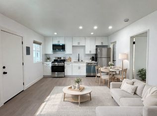 372 S Los Robles Ave UNIT 3, Pasadena, CA 91101
