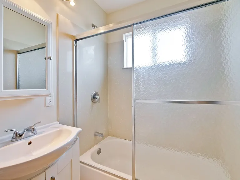 1610 Santa Clara St — Photo 9