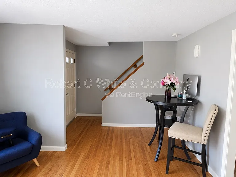 23 Regency Ct — Photo 6