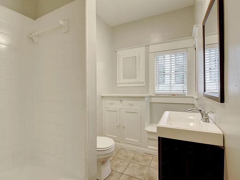 903 Shoal Cliff Ct #A — Photo 14