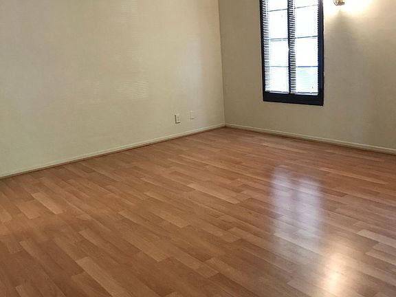 4th image of 251 Cherry Ave APT 5