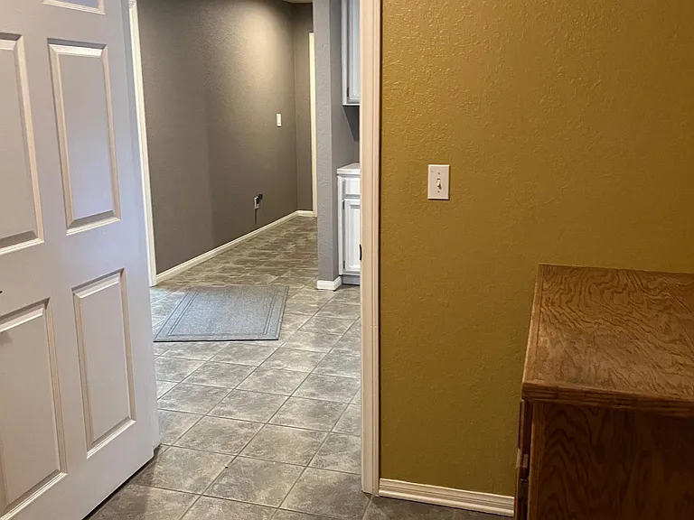 13210 Tamarisk Rd — Photo 10