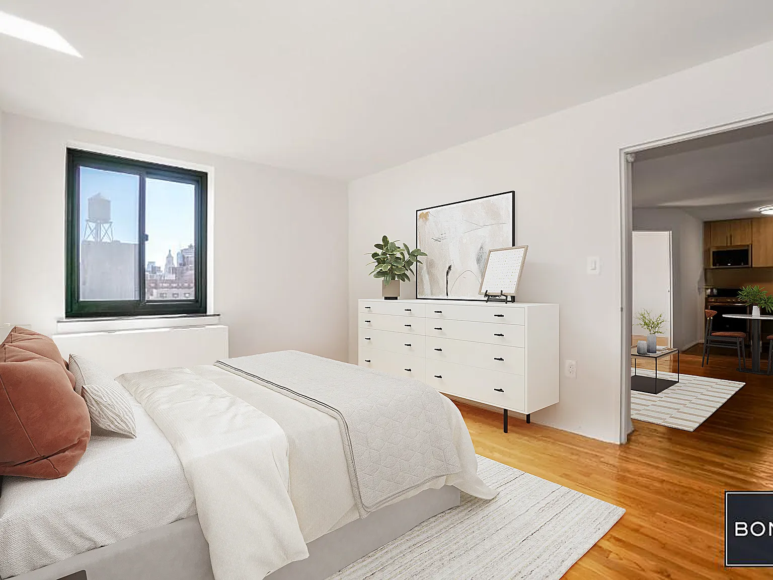 230 East 30th Street — Photo 4
