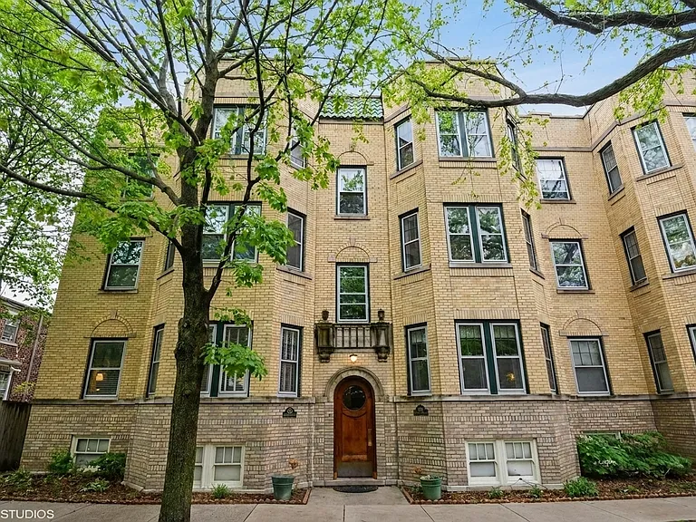 1009 Greenleaf St #1W — Photo 1