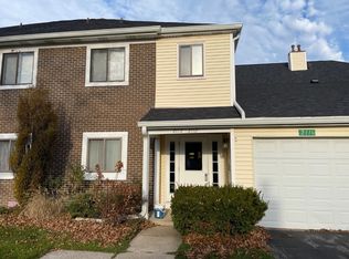 2114 Dogwood Ln, Chesterton, IN 46304
