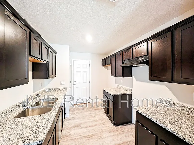 4150 Nolan St — Photo 2