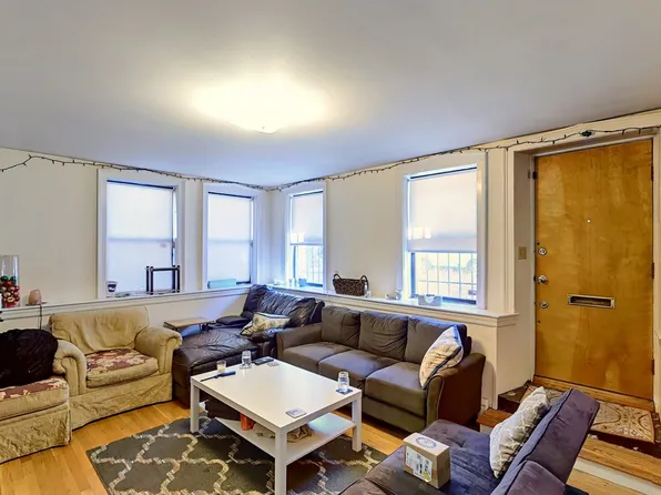 19 Glenville Ave, Allston, MA