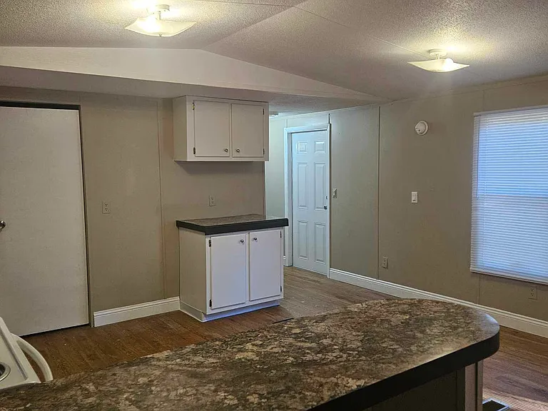 505 Browns Creek Rd — Photo 4