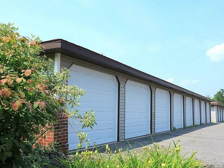 Willowbrook — Photo 1