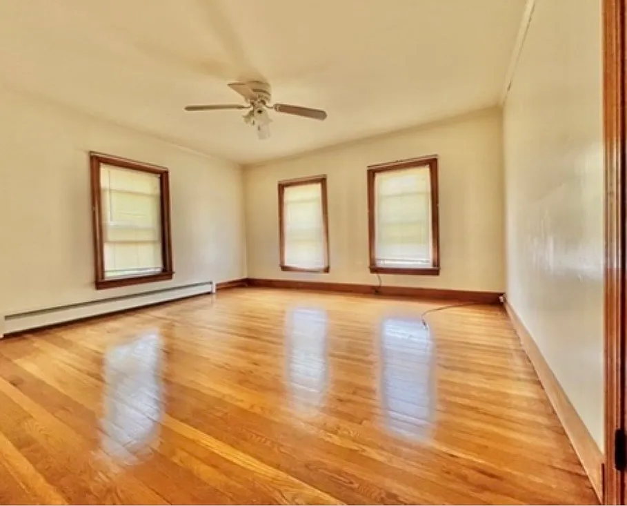2 bed, 1100 sqft, $2,000 — Photo 4