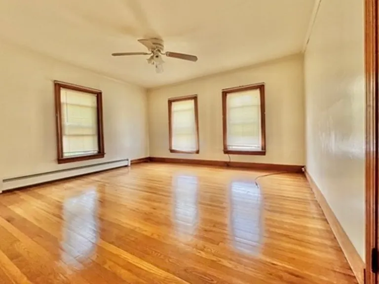 35 Prospect St #2 — Photo 4