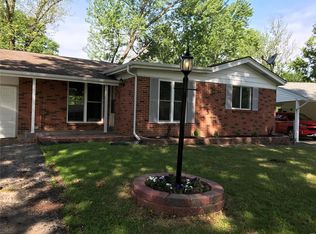 2117 Palatine Ct, Fenton, MO 63026