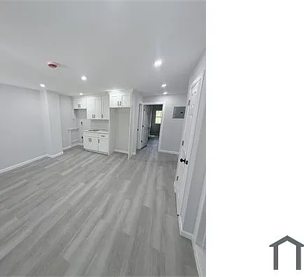 27 Targee St — Photo 2