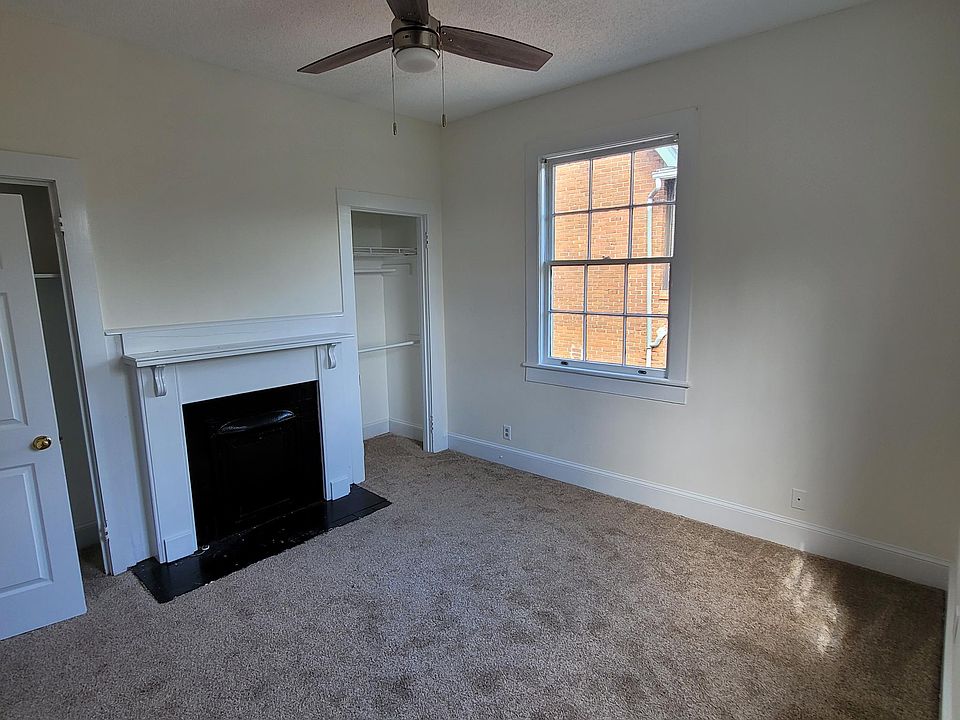2nd image of 1256 Jefferson Ter #2