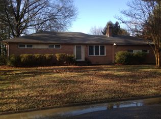 20 Bonita Dr, Newport News, VA 23602