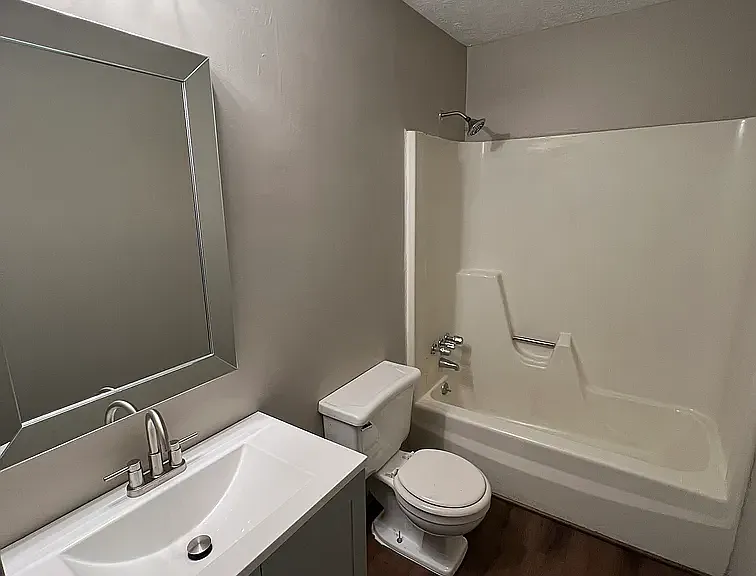 524 Elder St #524 — Photo 13