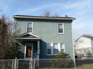 180 Grand St, Worcester, MA 01603