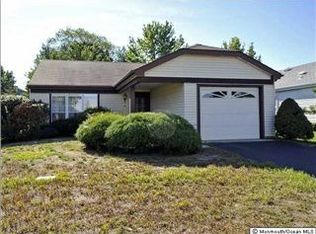 13 Marlow Ave, Manchester, NJ 08759