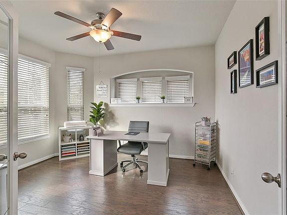 4th image of 5639 Jay Thrush Dr