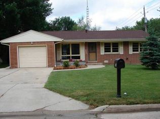 1304 3rd St NW, Mason City, IA 50401