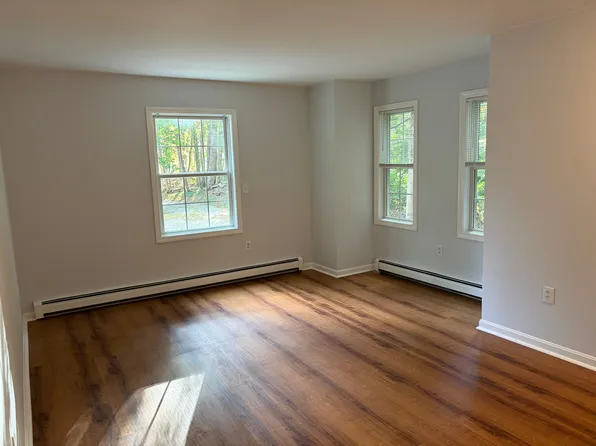 13 Alden St #A, Plymouth, MA 02360