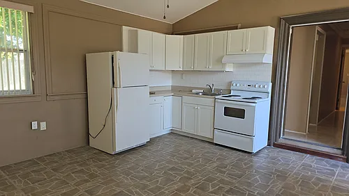 514 Brandon Ave Photo 1