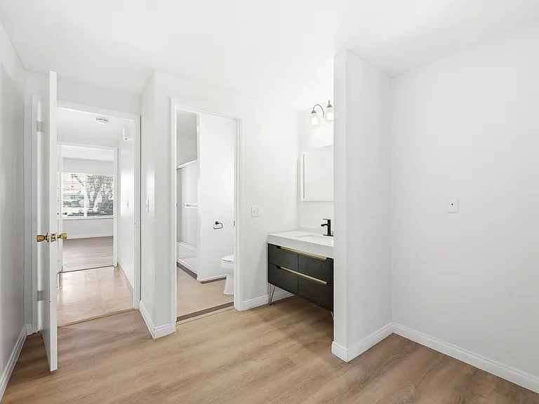 681 Triunfo Canyon Rd — Photo 25
