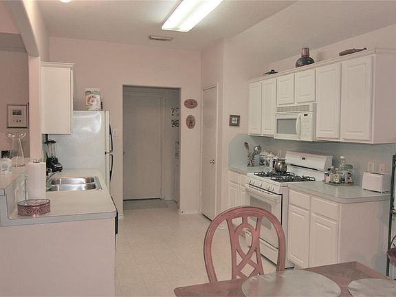 2nd image of 5402 Santrey Dr