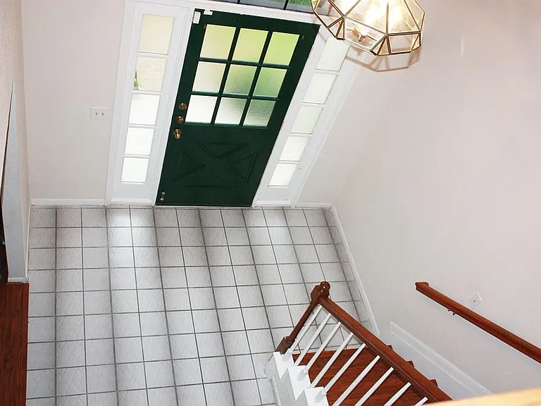 2319 Mill Creek Dr — Photo 10