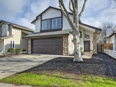 264 Delta Leaf Way, Sacramento, CA, 95838