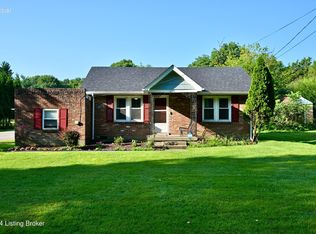 8304 McNair Rd, Louisville, KY 40214