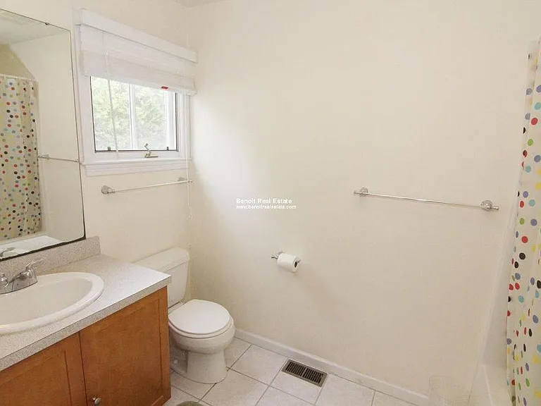 18 Russell Pl — Photo 21