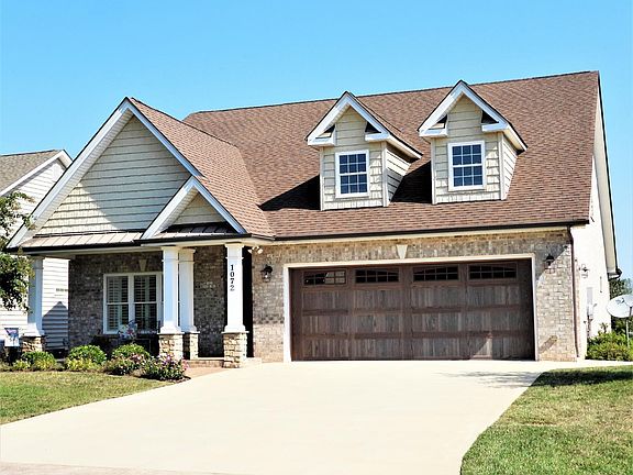 5th image of 1072 Lindenshire Dr Lot 18