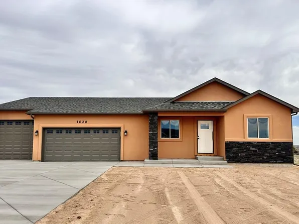 1020 N Kirkwood Dr, Pueblo West, CO 81007
